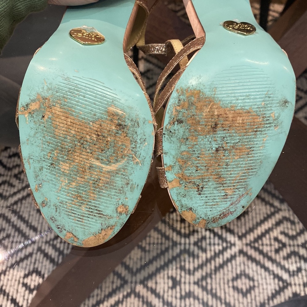 Woman’s high heels, 4inch heels - Picture 4 of 4